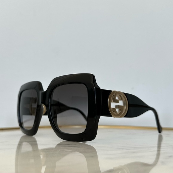 New! Authentic GUCCI Oversized Square Sunglasses. - Picture 9 of 13